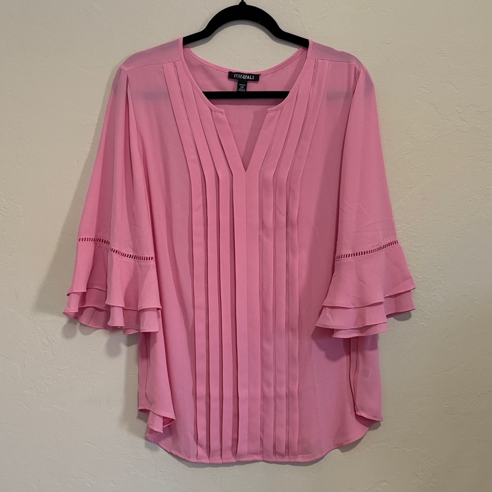 Roz & Ali Pink Pleated Blouse with Ruffle Sleeves